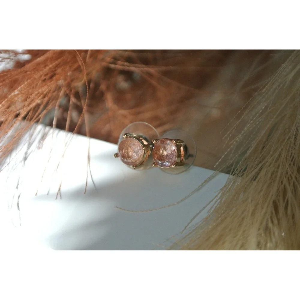 Kate Spade Peach Pink Faceted Stone Gold Tone Stud Earrings OS
